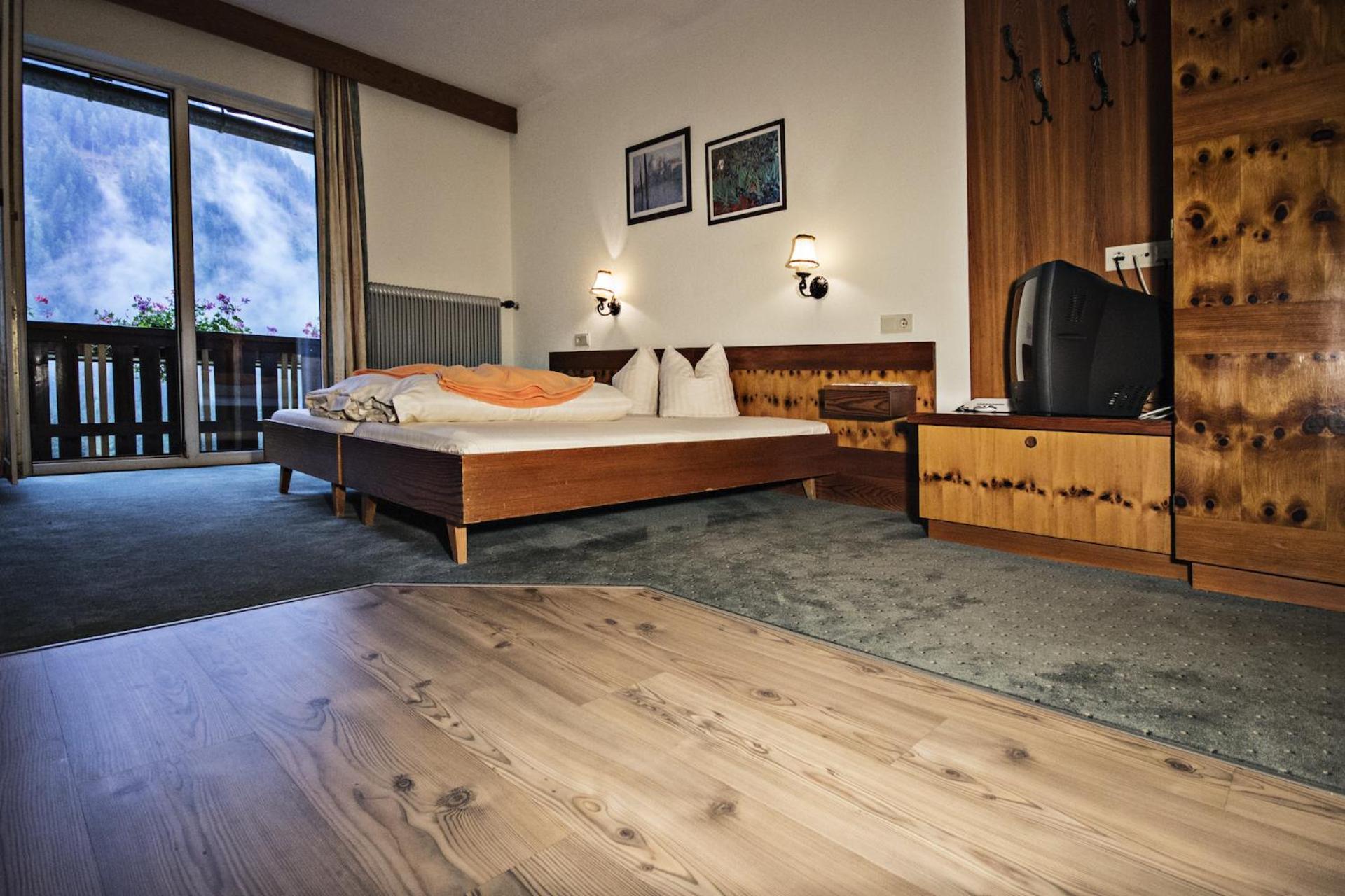 Laerchenhof Hotel Sankt Jakob in Defereggen Luaran gambar